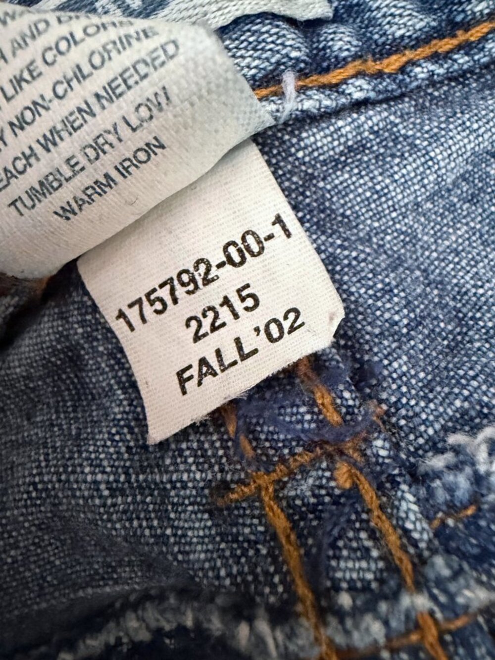 Old Navy Vintage Y2K Cargo Boot Cut Flare Jeans Size 6 Fall 2002 Medium Wash - Picture 5 of 7